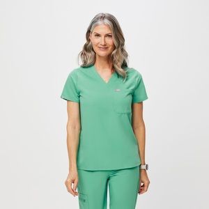Figs surgical green scrubs L top and M bottom as a SET!